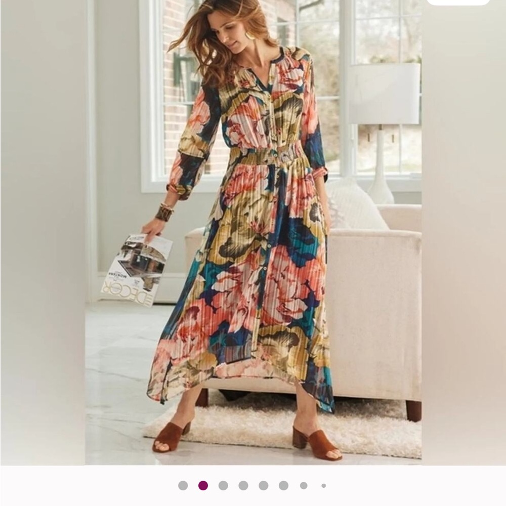 #108  Soft Surroundings Gorgeous Multicolor Floral Pleated Hi/Low Maxi Dress.